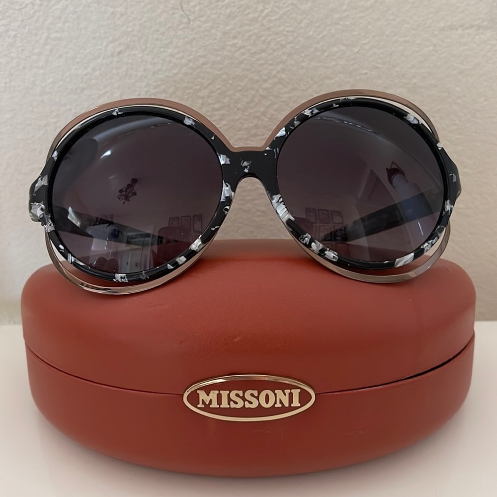 Missoni Round Sunglasses